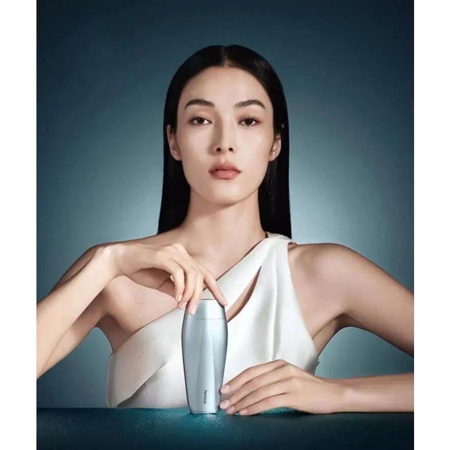 FEMOOI Hydrating Glow Scalp Care Device BL-1008